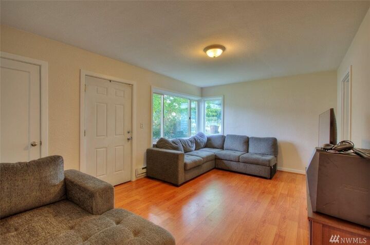 Property Photo: 3842 E K Street WA 98404