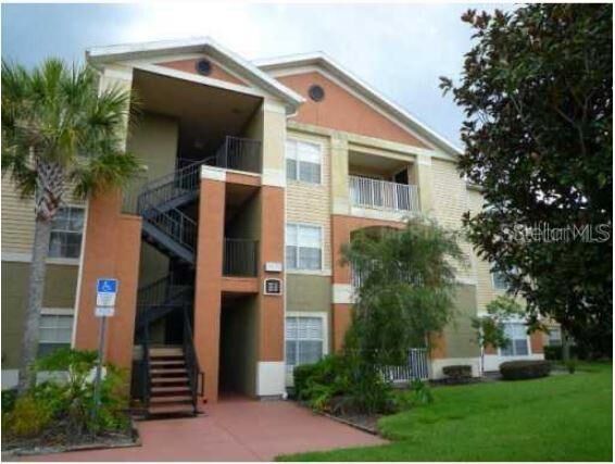 Property Photo:  1939 Summer Club Drive 215  FL 32765 