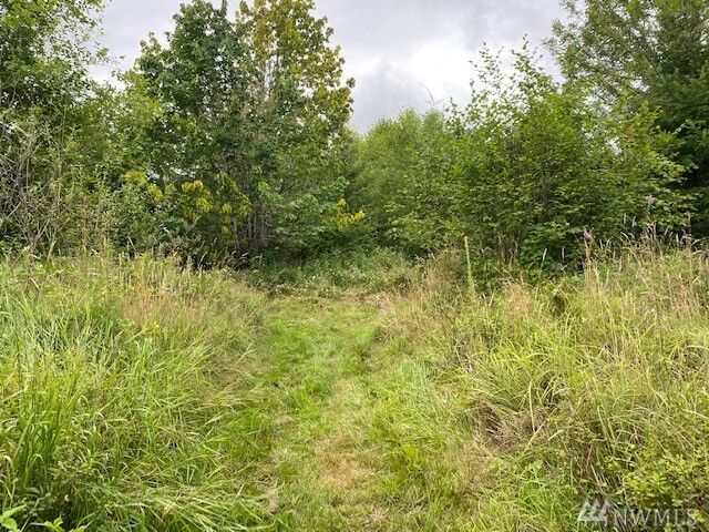 Property Photo: 1 Hinkley Rd WA 98591