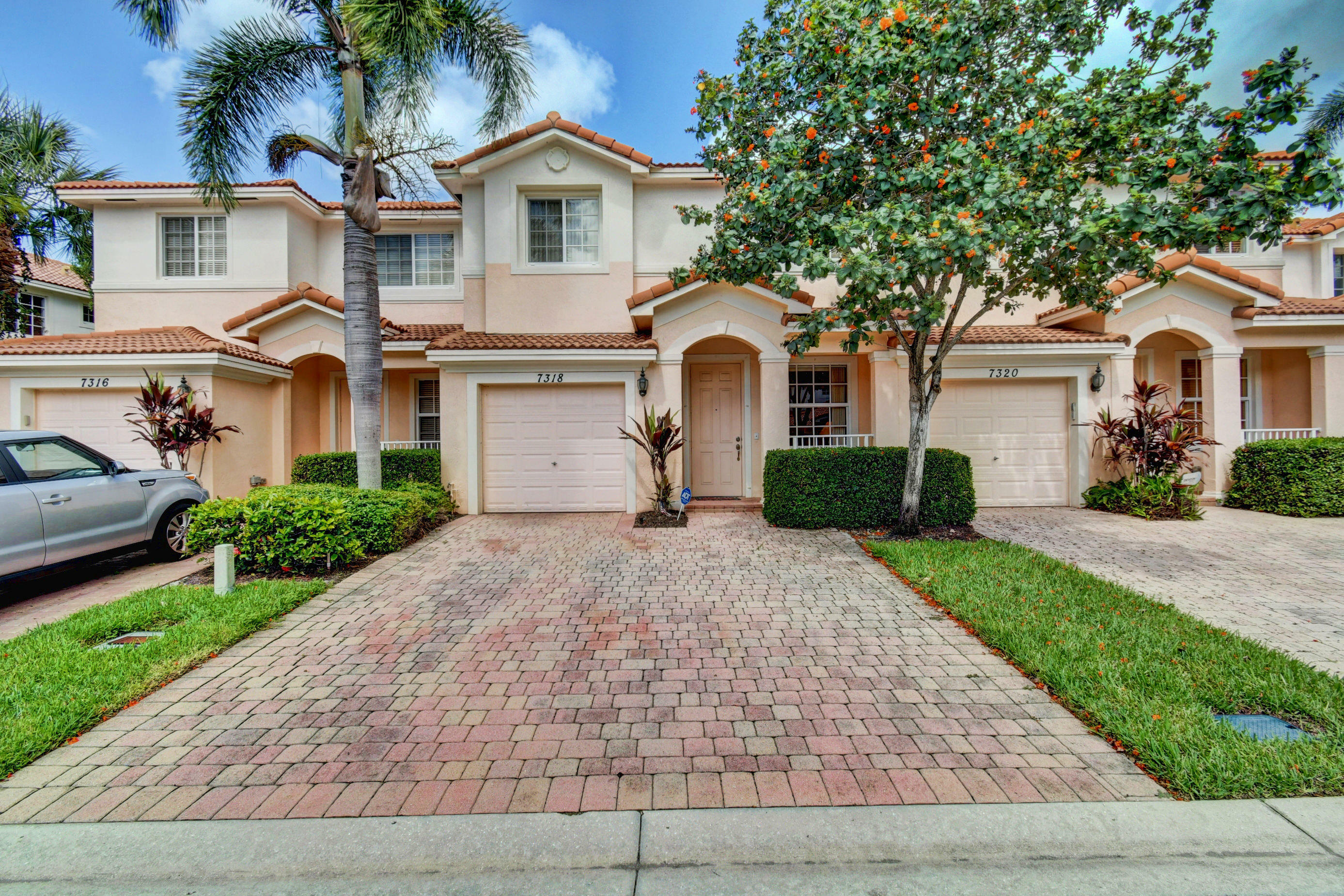 Property Photo:  7318 Briella Drive  FL 33437 