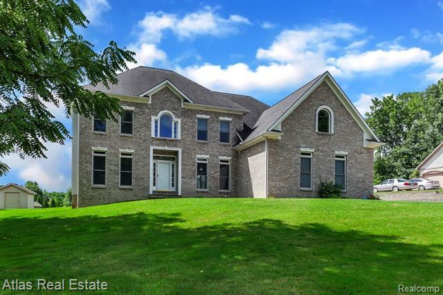 Property Photo: 9480 Fair Oaks Drive MI 48438