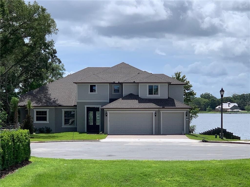 Property Photo: 392 Island Sound Court FL 32779