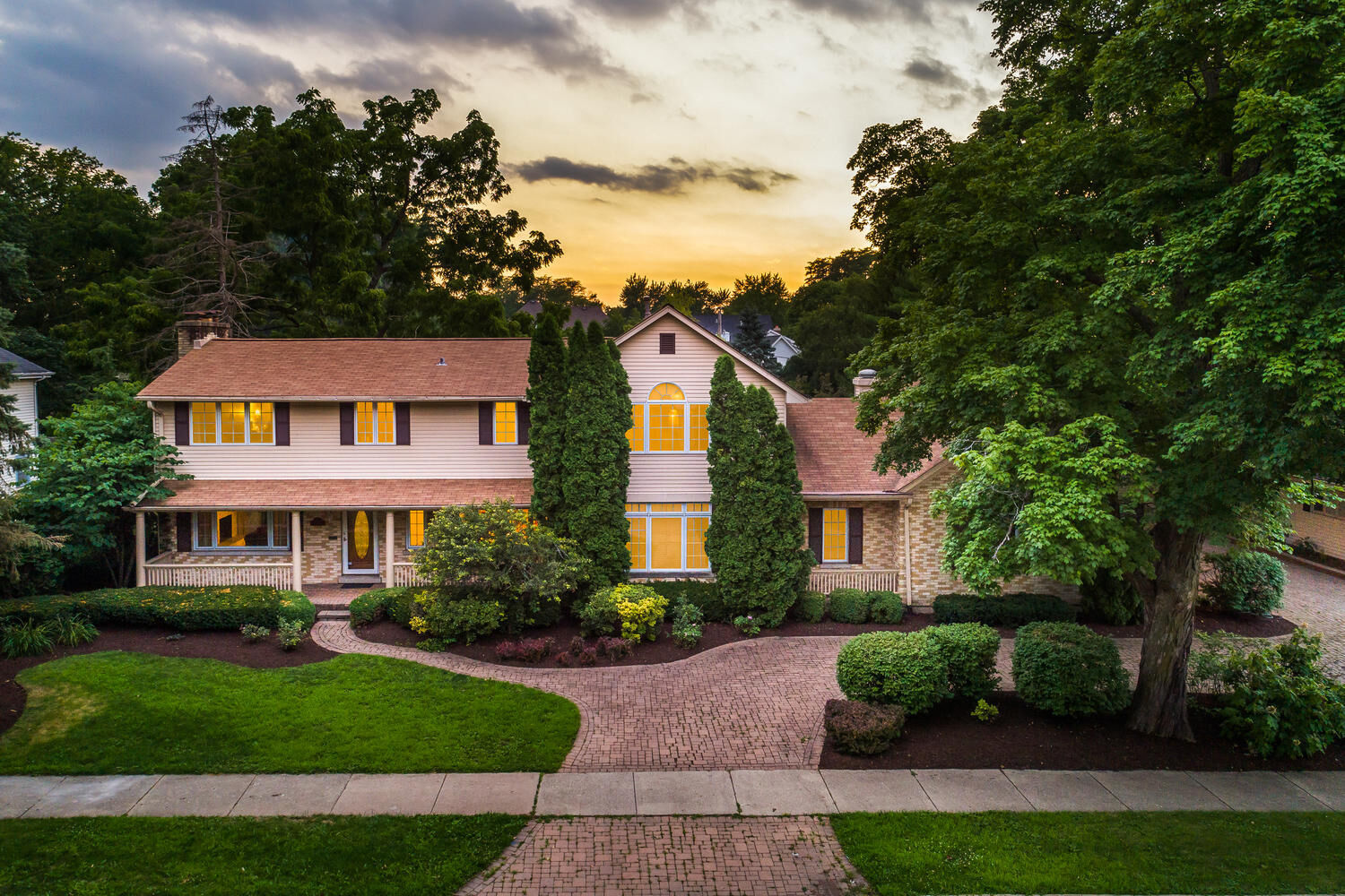 Property Photo:  31 South Mill Street  IL 60540 