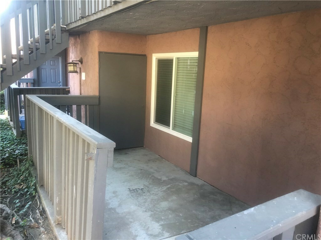 Property Photo:  1117 Sepulveda Boulevard 2-102  CA 90502 