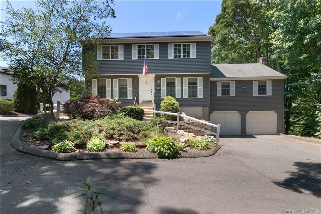 Property Photo: 120 Glen Street CT 06037