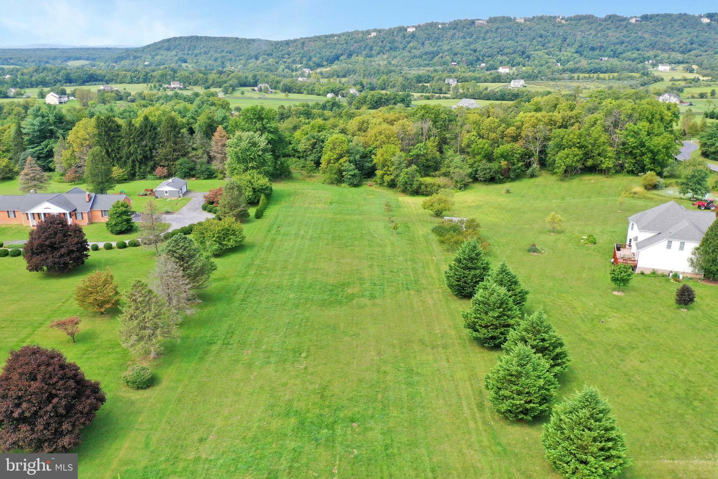 Property Photo: Apple Pie Ridge 22 VA 22603