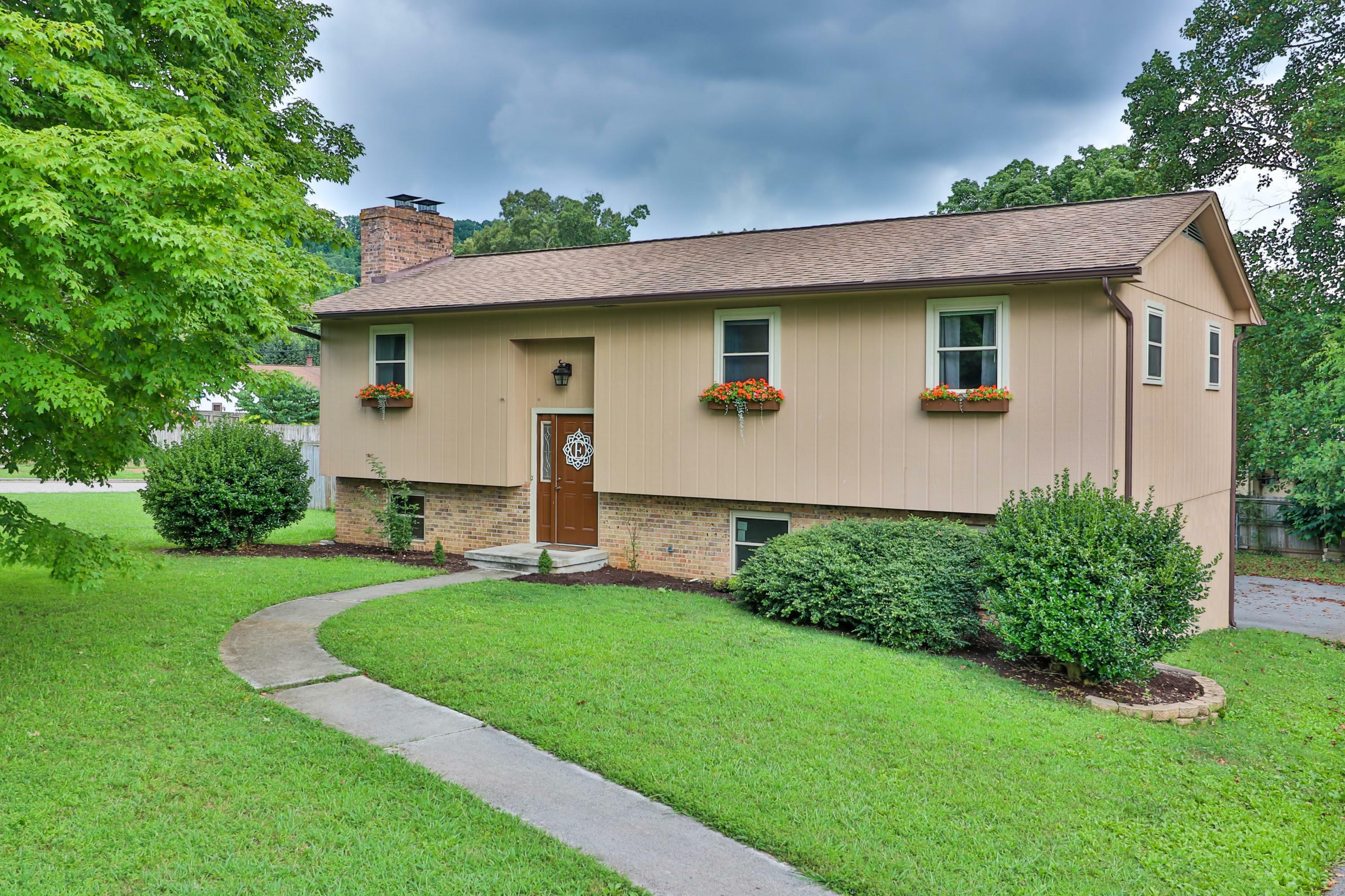 Property Photo:  7125 Hurst Lane  TN 37918 