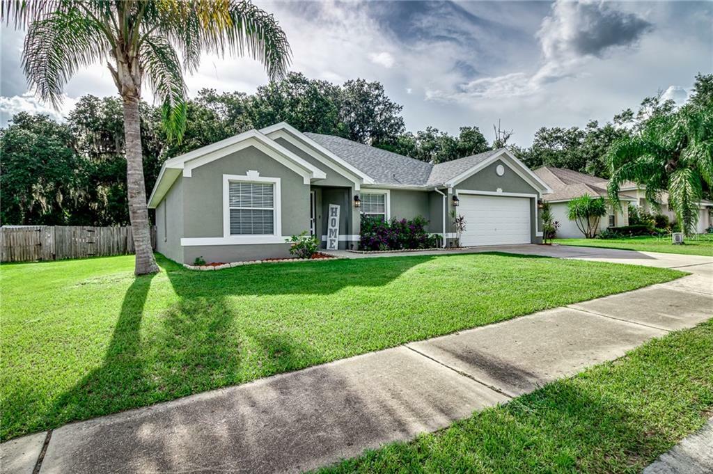 Property Photo:  6819 Krenson Oaks Circle  FL 33810 