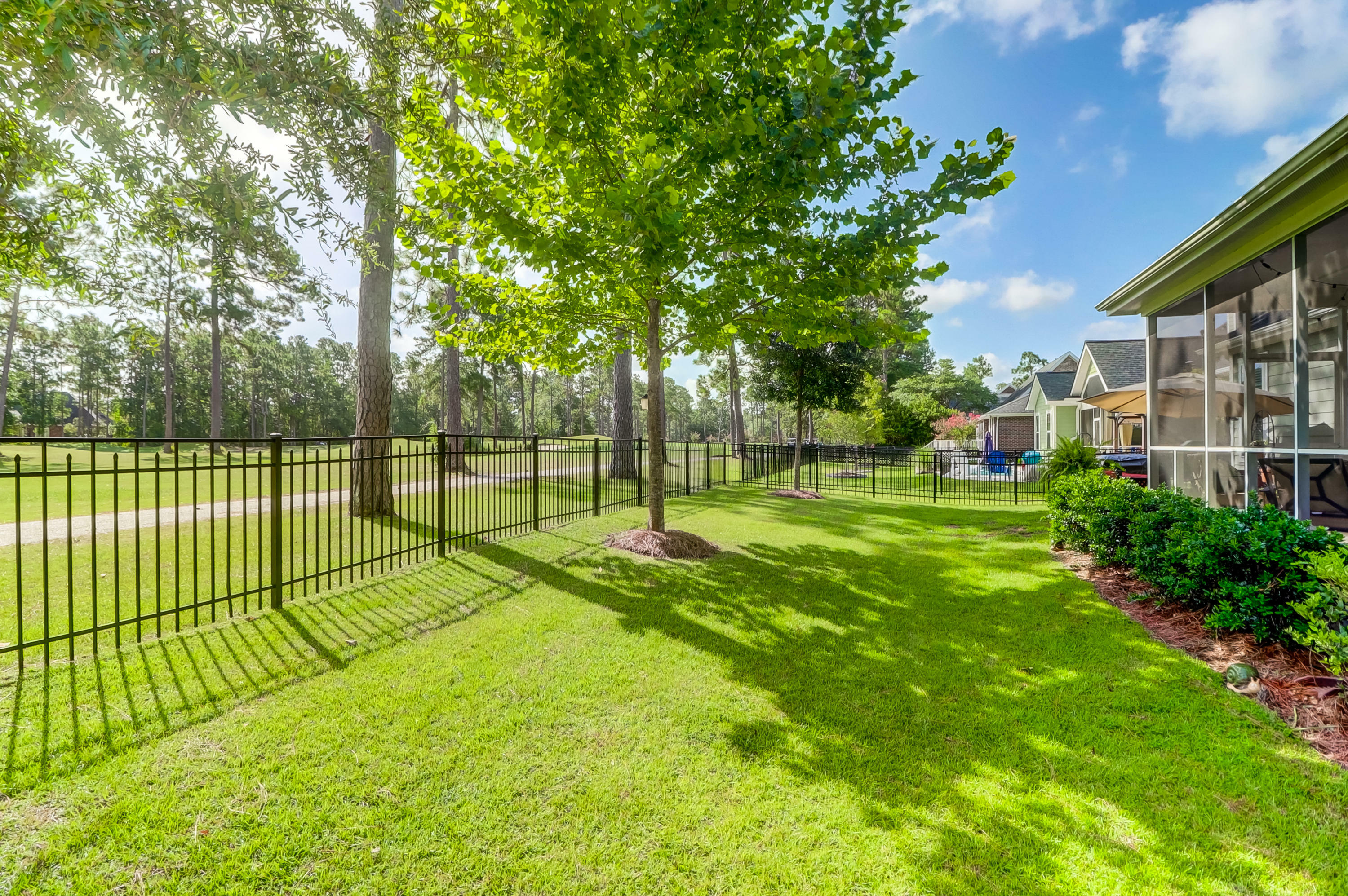 Property Photo: 206 Kilarney Road SC 29483