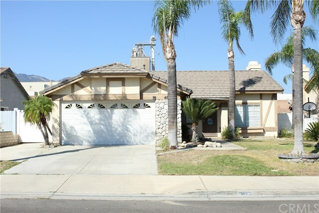 Property Photo:  4823 Jadestone Avenue  CA 92407 