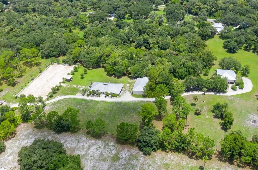 Property Photo: 14341 Orange River Rd FL 33905