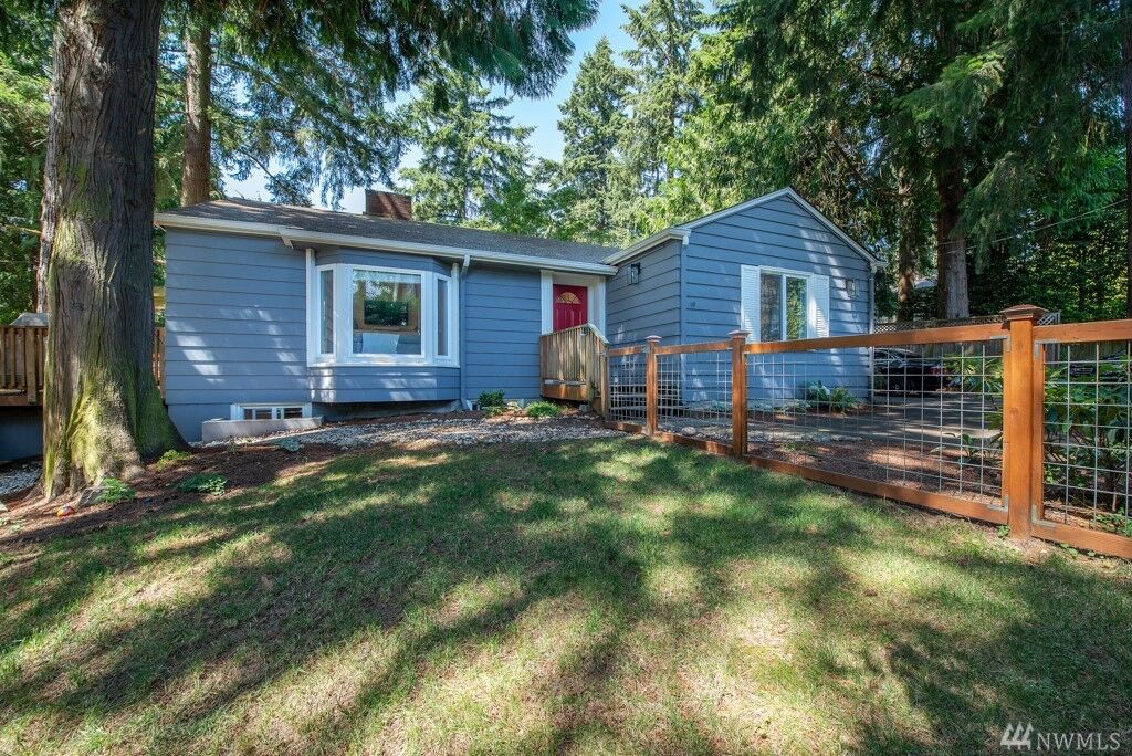 Property Photo: 10747 Sand Point Way NE WA 98125
