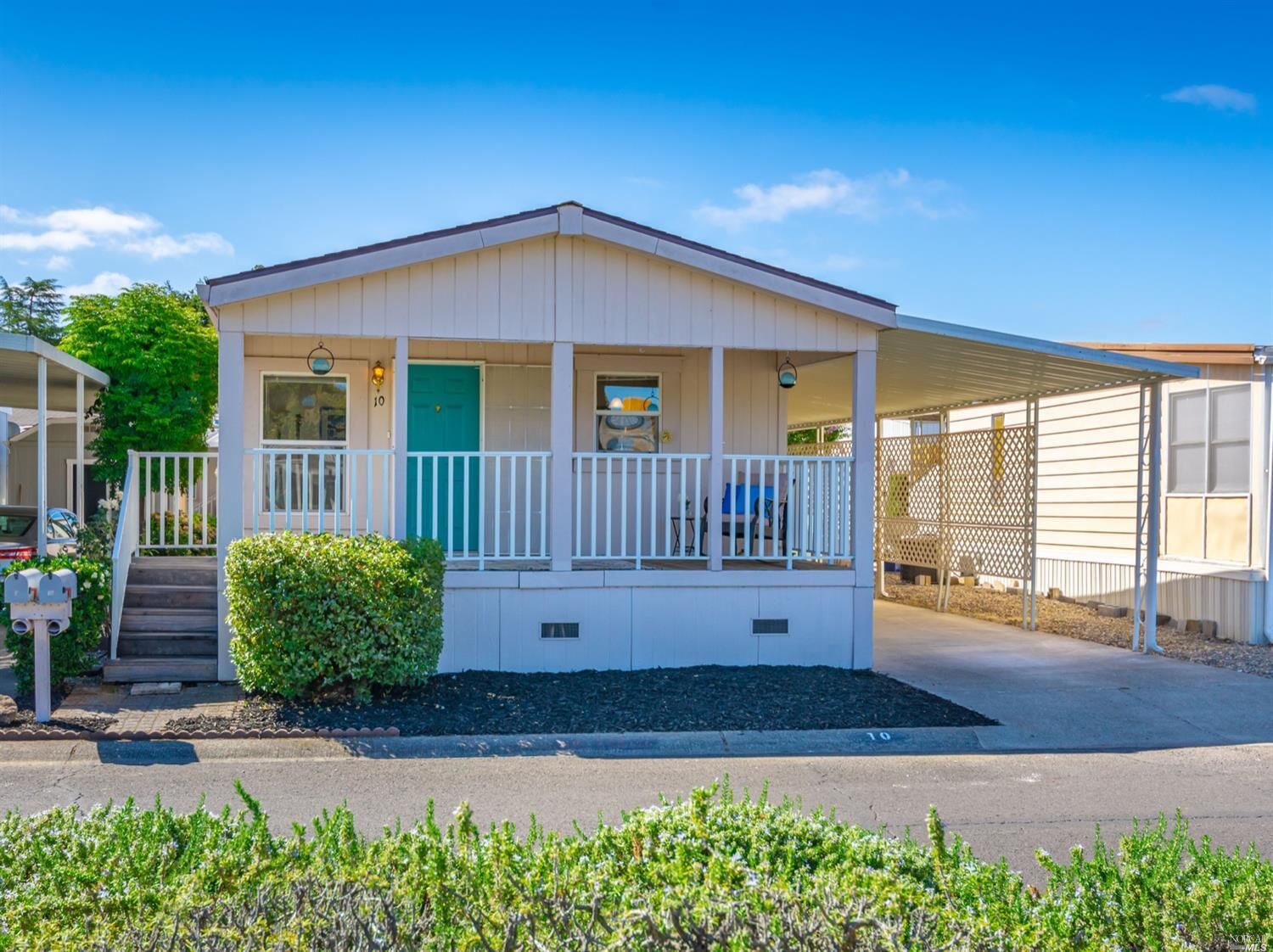 Property Photo: 10 Hacienda Drive CA 94558