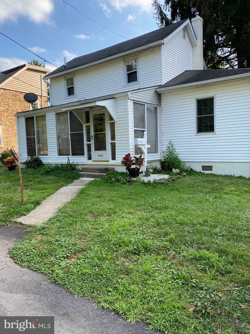 Property Photo: 1014 Trewellyn Avenue PA 19422