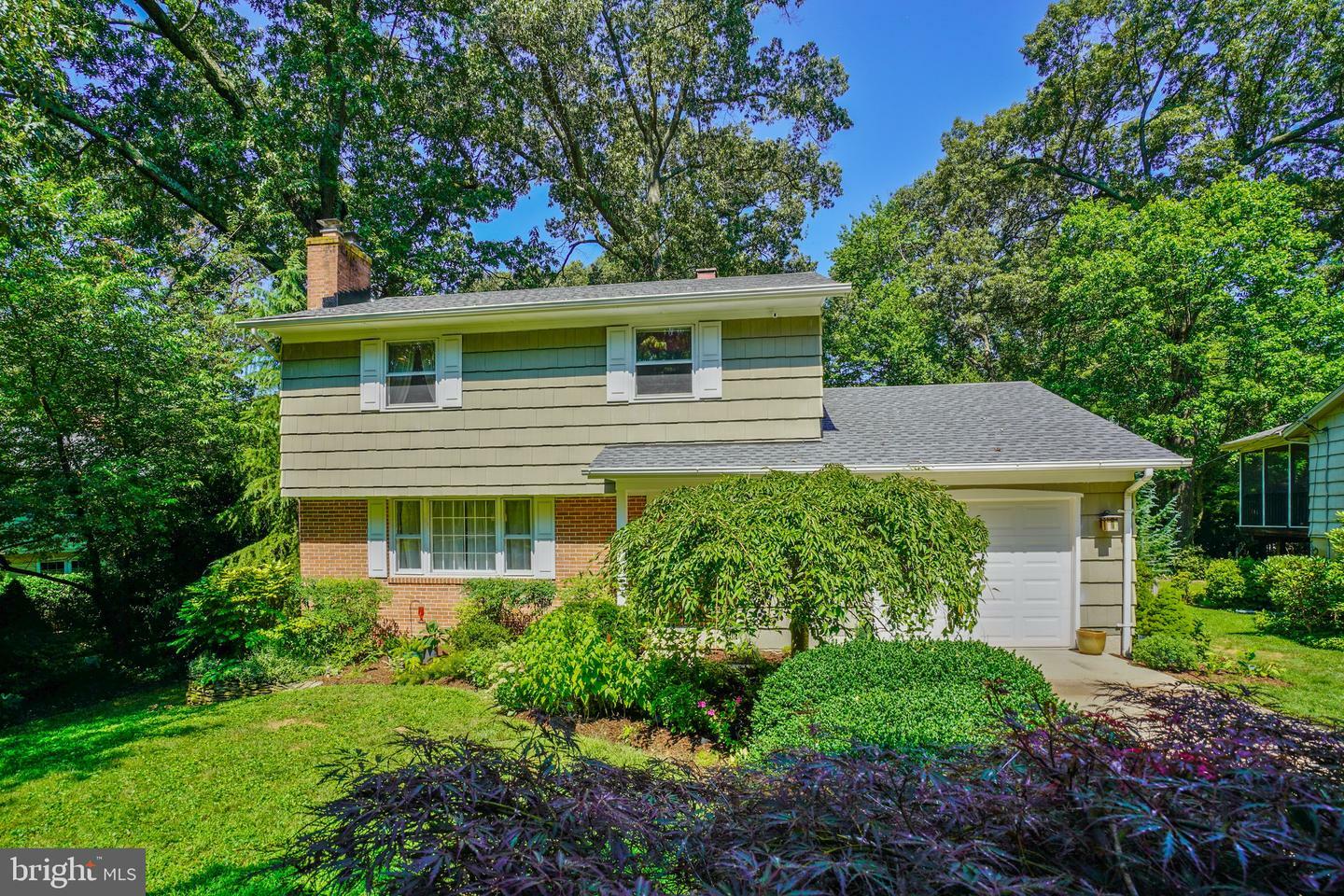 Property Photo: 141 Northway MD 21146
