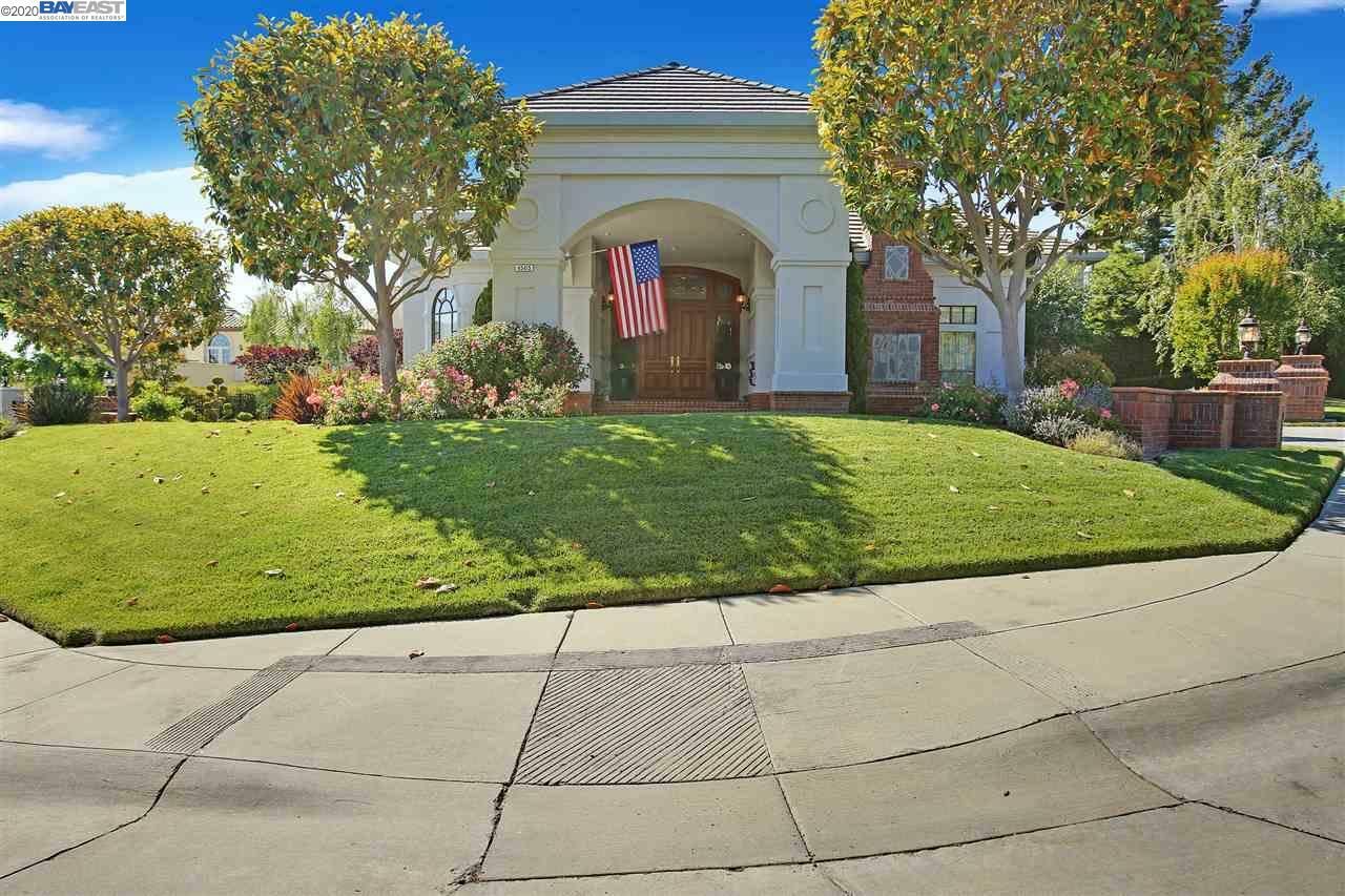 Property Photo:  45415 Grapevine Ct  CA 94539 