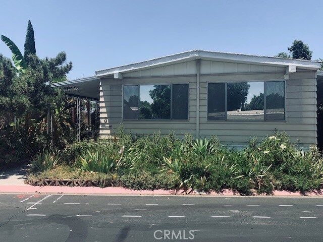 Property Photo:  995 Pomona Road 3  CA 92882 