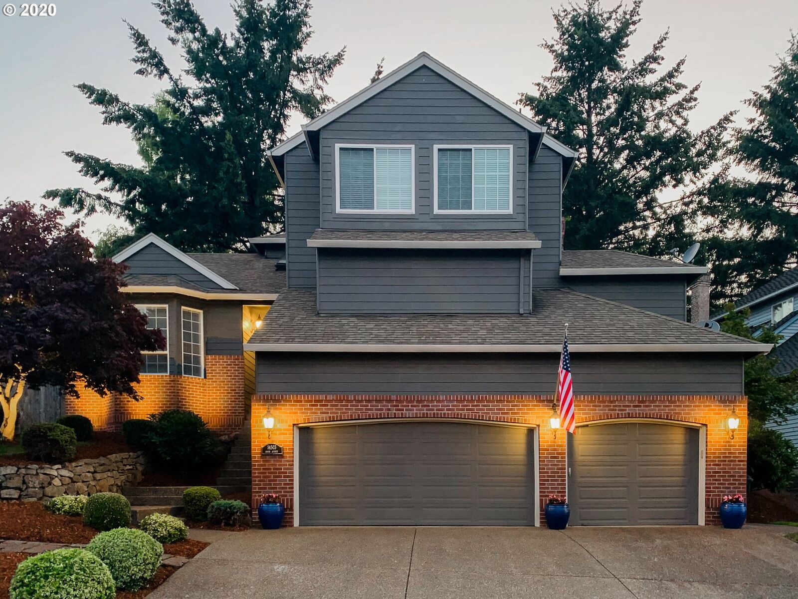 Property Photo:  14503 SW 130th Ave  OR 97224