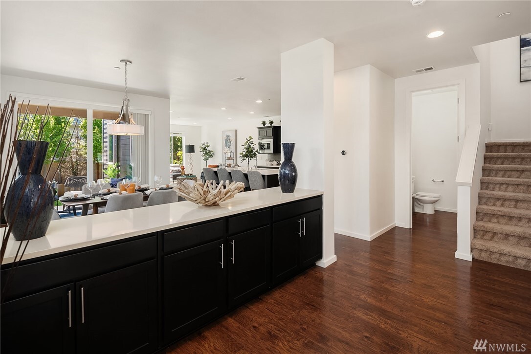 Property Photo: 1047 SW 150th Street WA 98166