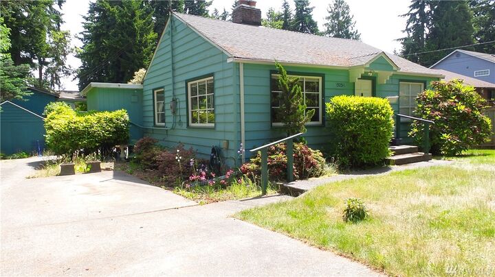 15254  Dayton Avenue N A&B  Shoreline WA 98133 photo