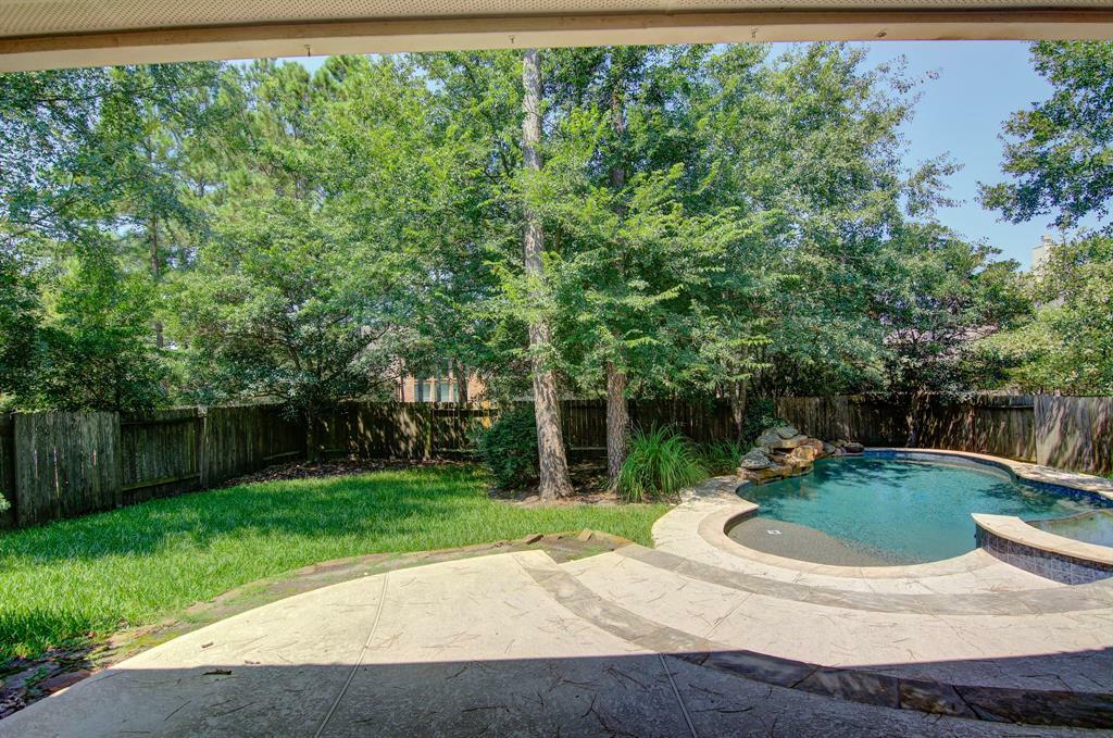 Property Photo:  123 French Oaks Circle  TX 77382 