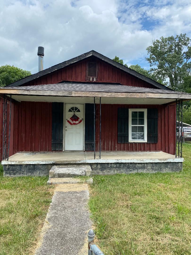 Property Photo:  306 W Doncaster Ave  KY 40965 