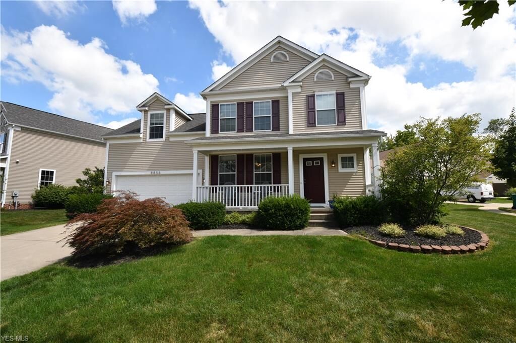 Property Photo:  8856 Oakbrook Circle  OH 44087 