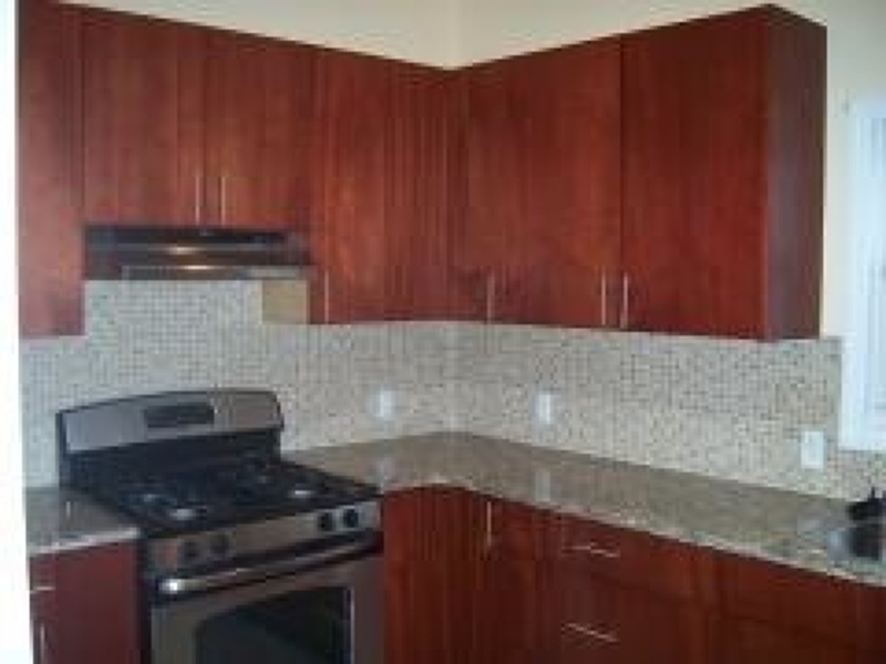 Property Photo:  683 Bloomfield Ave 2R  NJ 07110 