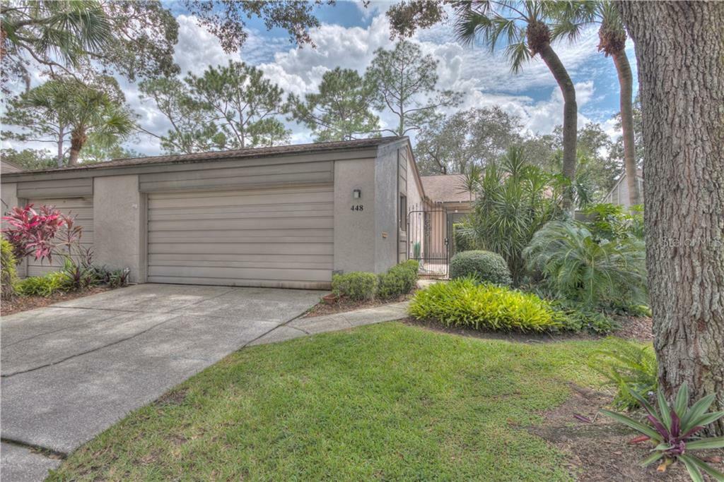 Property Photo:  448 Meadowood Boulevard  FL 32730 