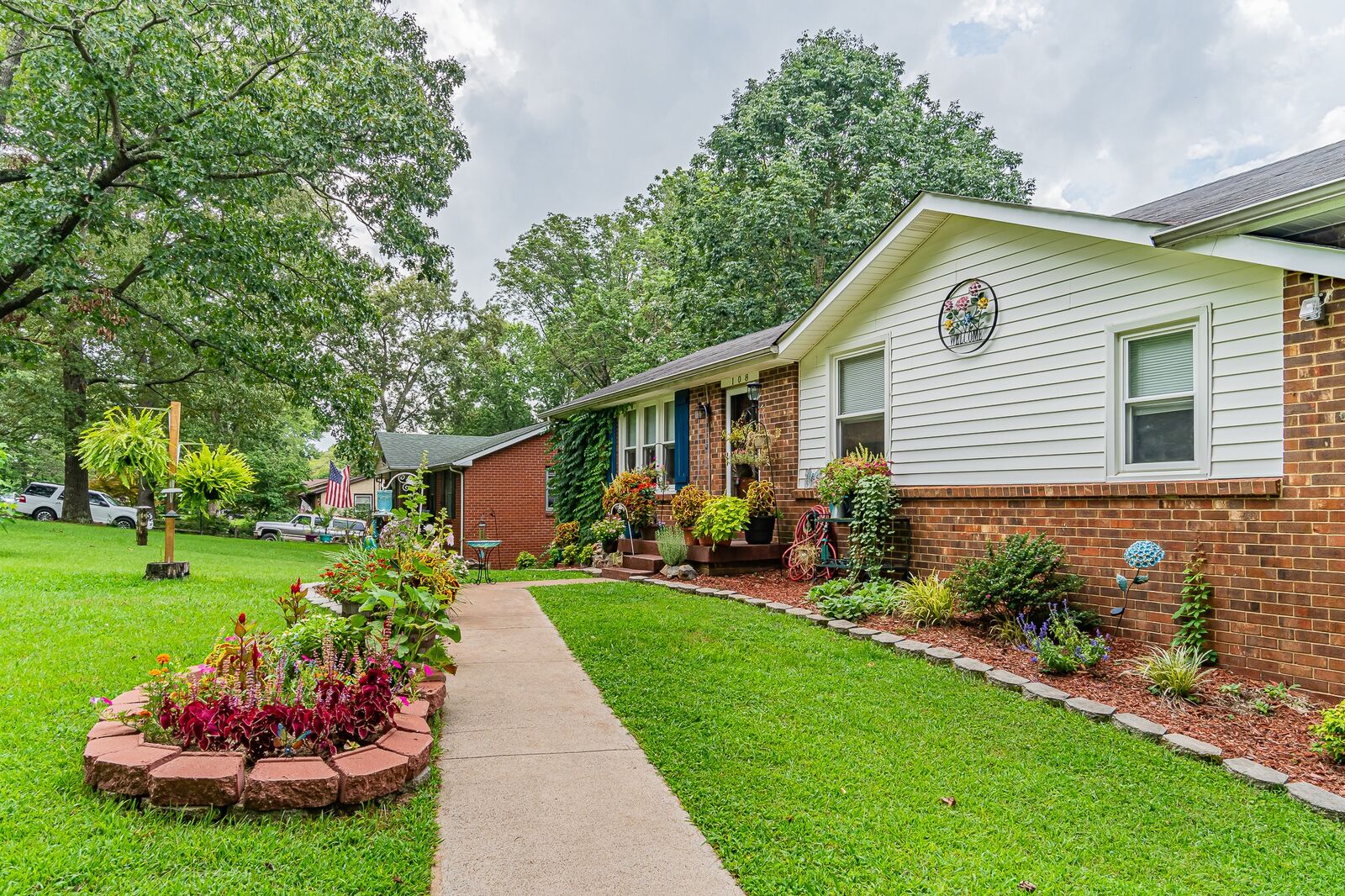 Property Photo: 108 Friar Dr TN 37042