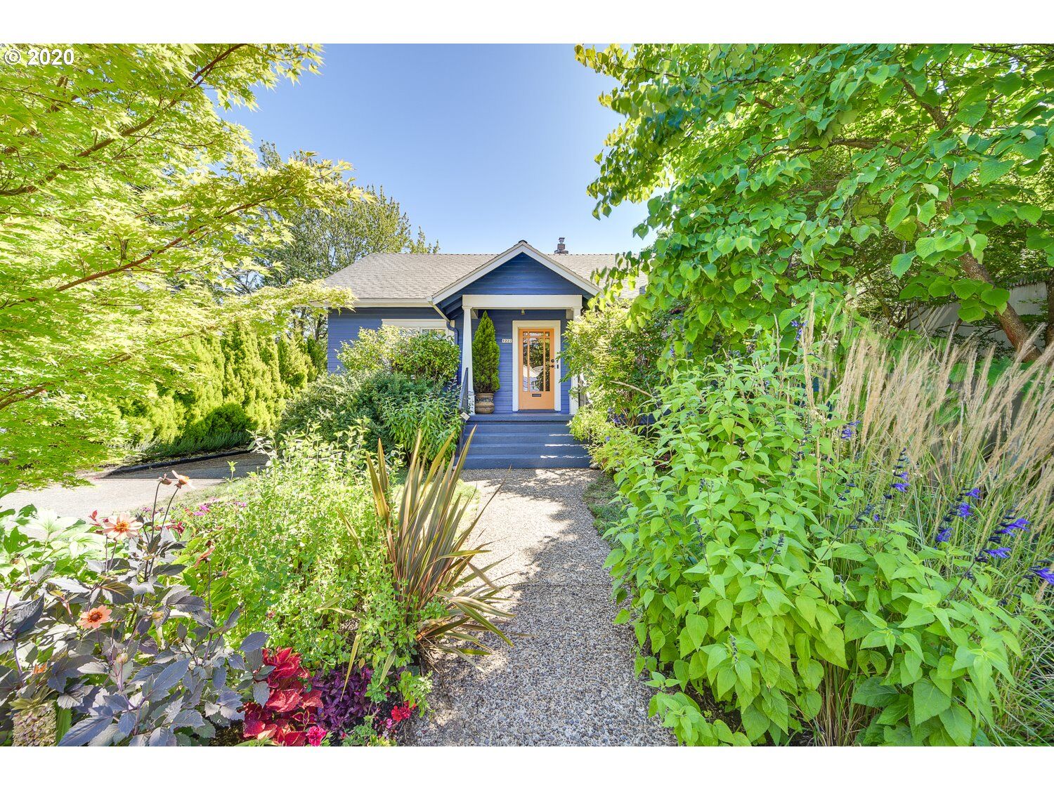 Property Photo: 1222 NE 58th Ave OR 97213