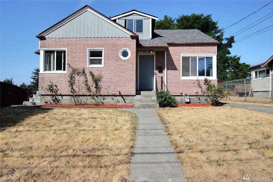 Property Photo:  3110 S Adams Street  WA 98409 