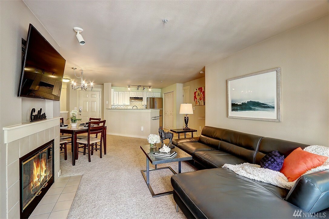 Property Photo:  7711 NE 175th St E 205  WA 98028 