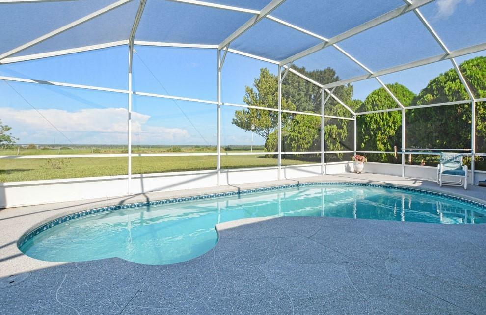 Property Photo:  12547 Draw Drive  FL 32735 