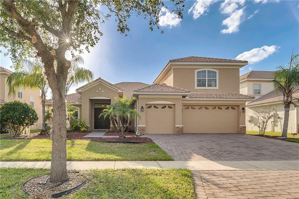 Property Photo:  3824 Golden Feather Way  FL 34746 