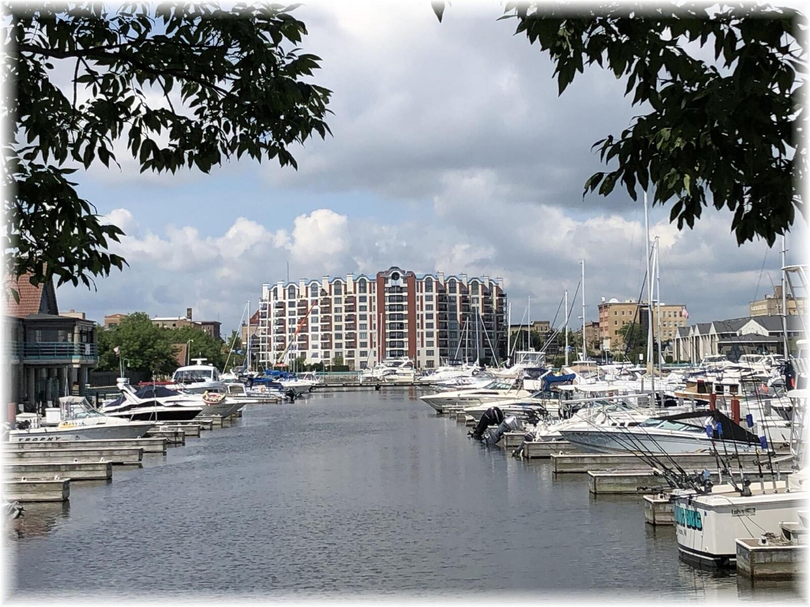 Property Photo:  333 Lake Ave 506  WI 53403 