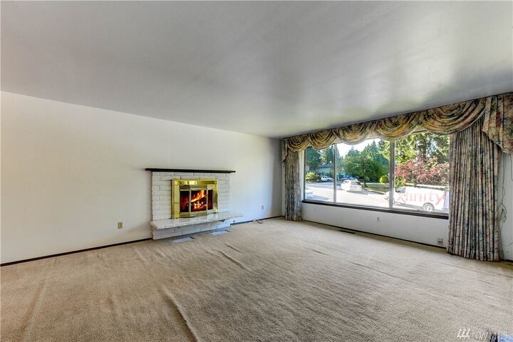 Property Photo:  2714  Forest View Drive  WA 98203 