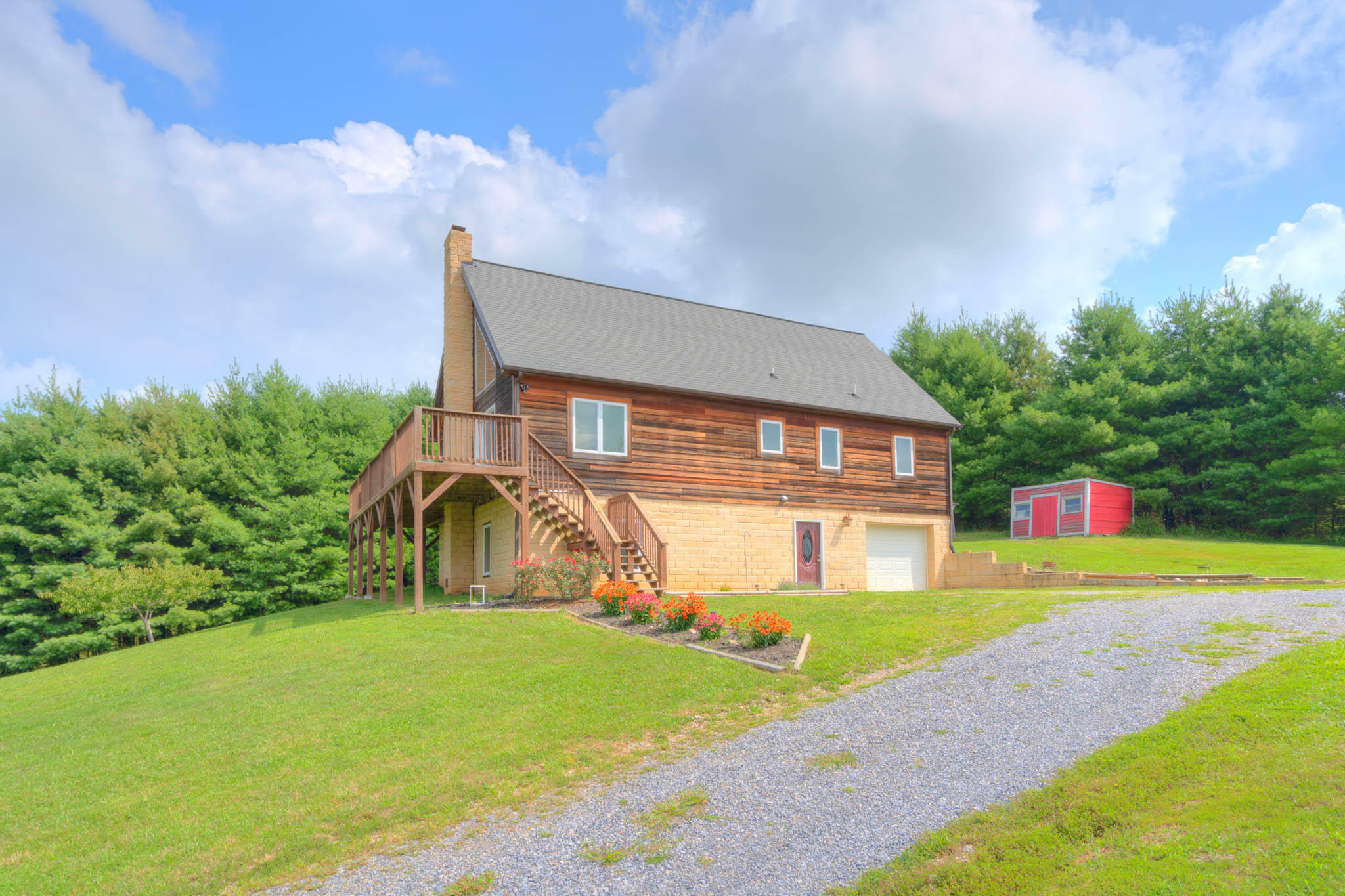 Property Photo:  353 Sam Reed Rd NW  VA 24091 