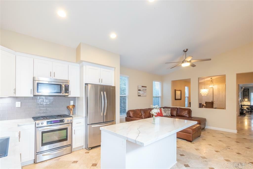 Property Photo: 6292 Sunset Crest Way CA 92121