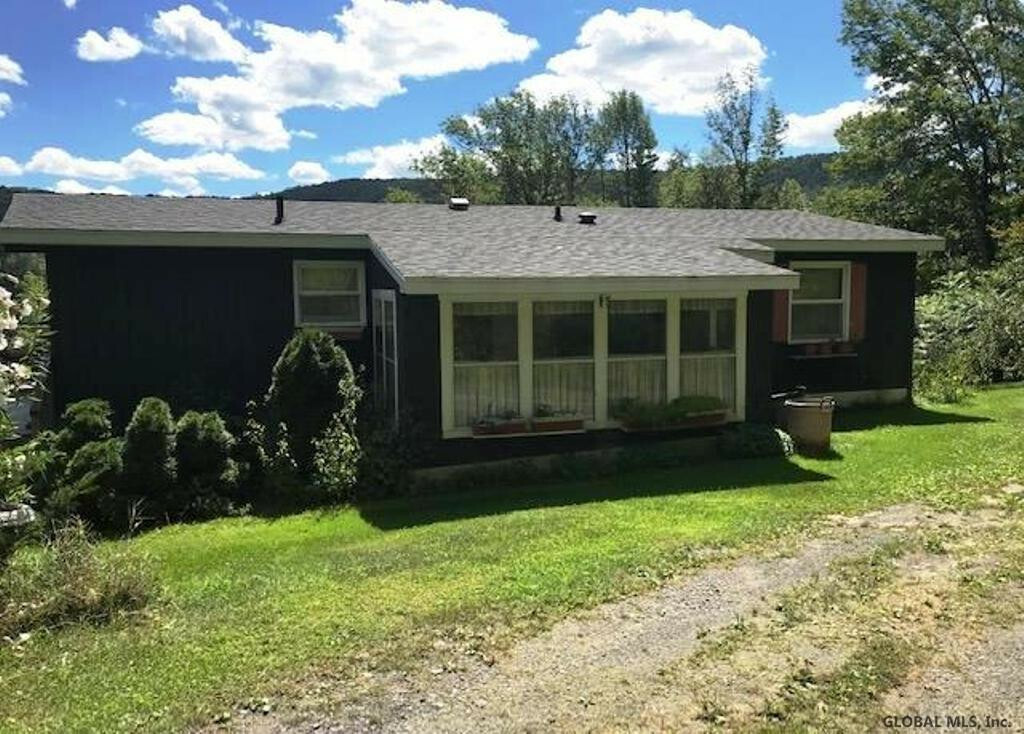 Property Photo:  196 Boughton Road  NY 12149 