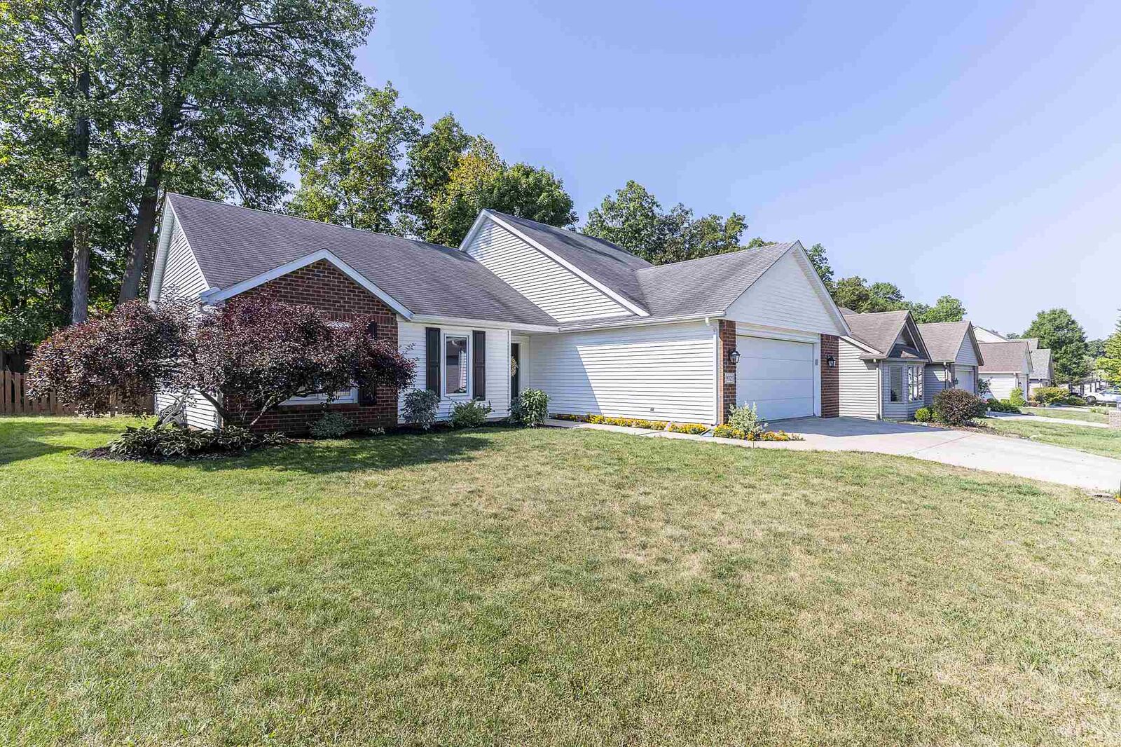 Property Photo: 9025 Whispering Woods Drive IN 46804-6718