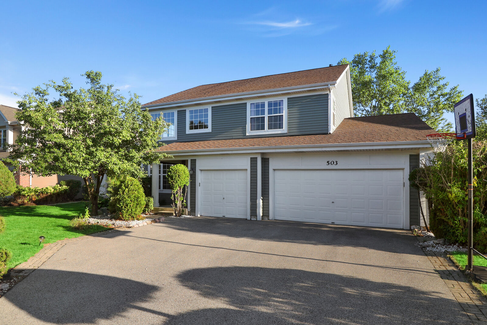 Property Photo:  503 East Thornhill Lane  IL 60074 