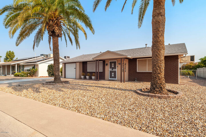 Property Photo: 9948 W Clair Drive AZ 85351
