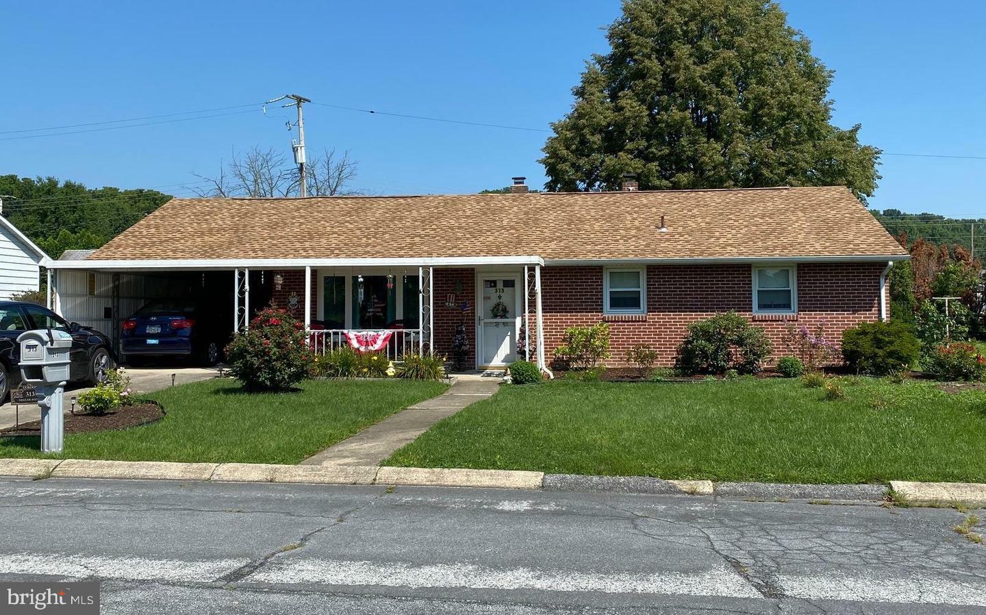 Property Photo: 313 Degler Avenue PA 19533