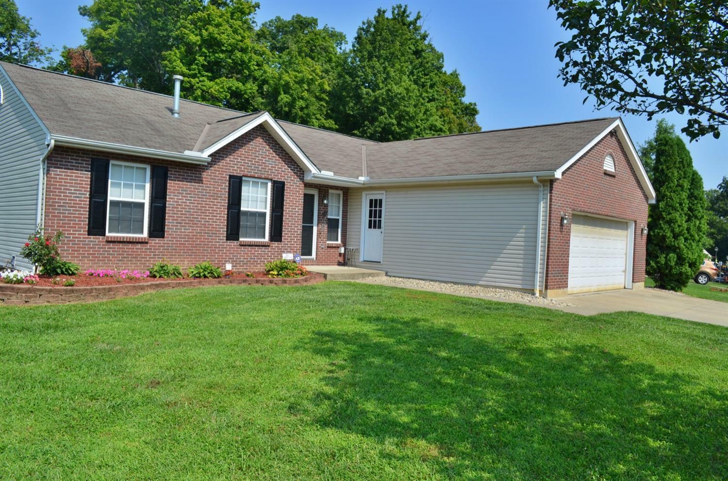 Property Photo: 33 Amelia Park Dr OH 45102