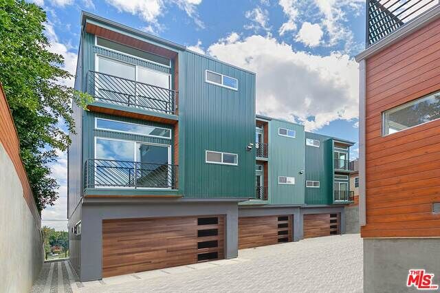 Property Photo:  610   Belmont Ave 5  CA 90026 