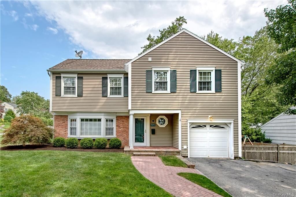 Property Photo:  2 Plymouth Place  NY 10605 