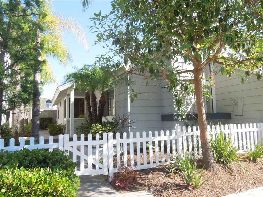 Property Photo:  3 Winterhaven 23  CA 92614 