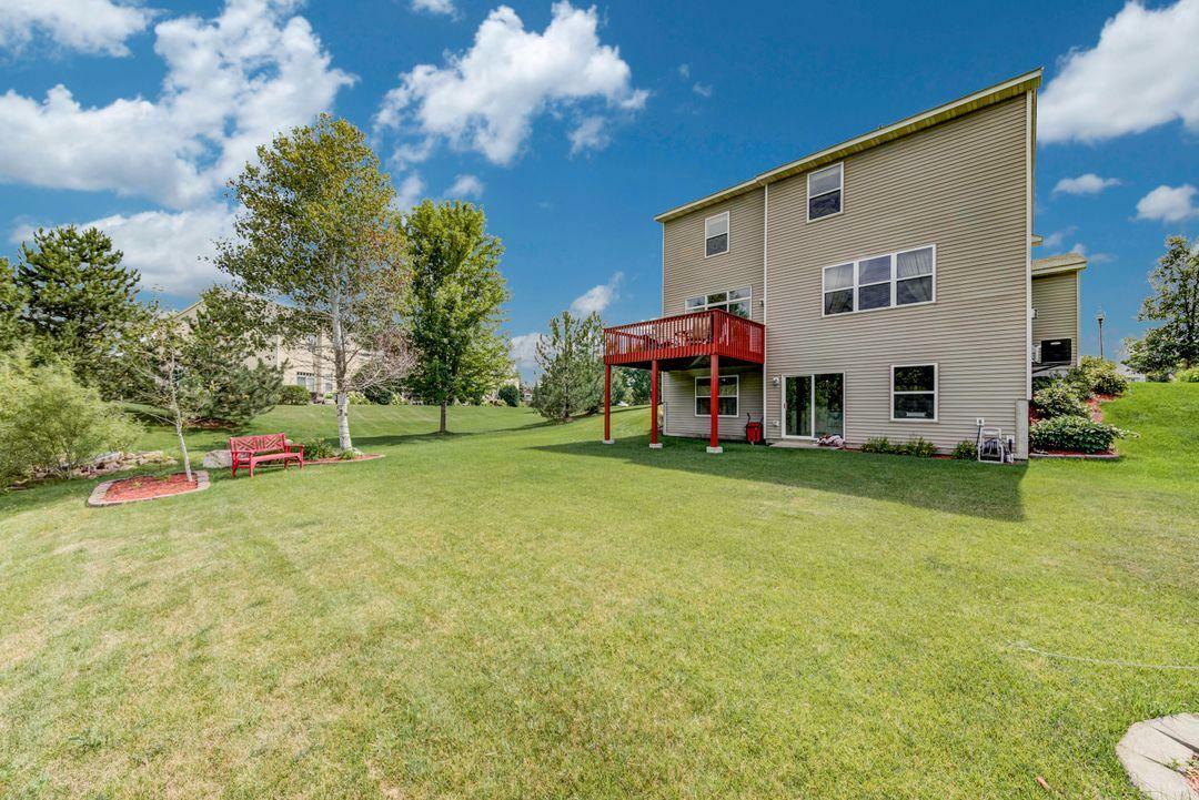 Property Photo: 708 Lenox Drive MN 55387