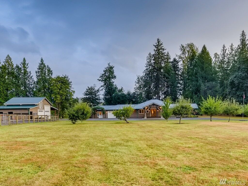Property Photo:  34307 SE 39th Place  WA 98024 